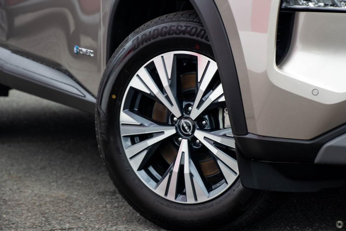 2025 Nissan X-TRAIL ST-L e-POWER