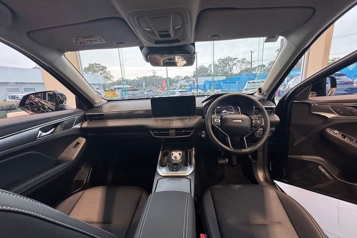 2026 GWM Haval Jolion Vanta Hybrid A02 Golden Black (8T01)