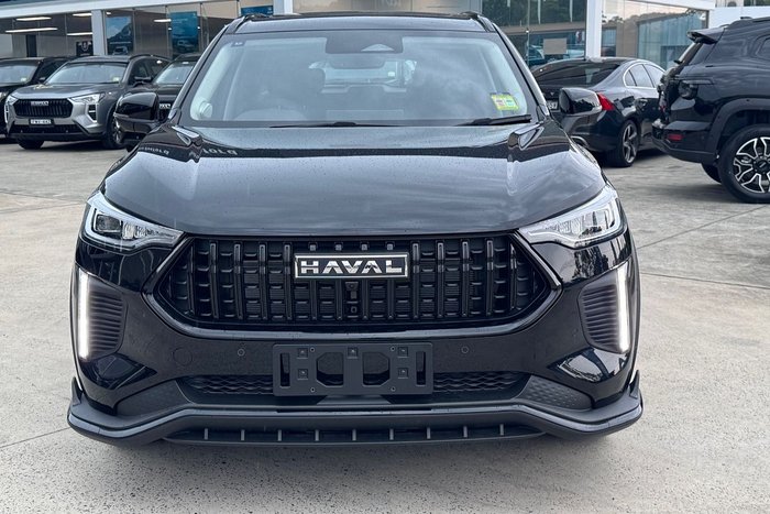 2026 GWM Haval Jolion Vanta Hybrid A02 Golden Black (8T01)