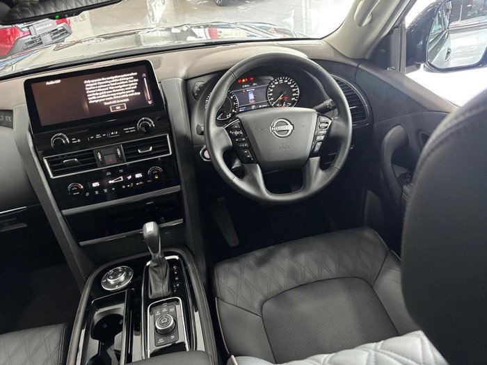 2026 Nissan Patrol Warrior Y62 MY26 4X4 Dual Range Black Obsidian