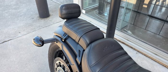 2022 Indian SCOUT BOBBER BLACK