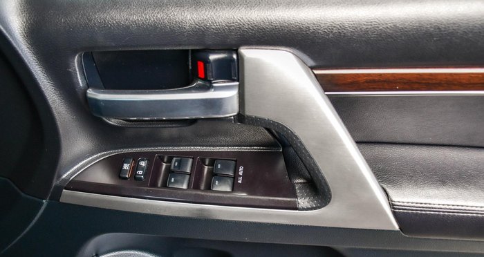 2019 Toyota Landcruiser VX