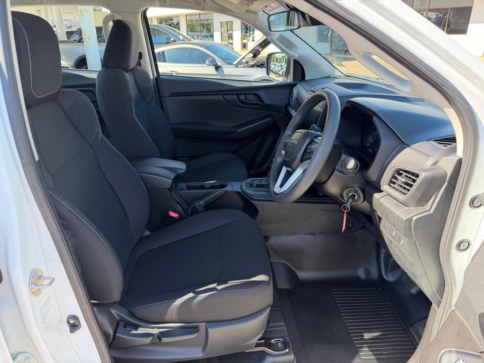 2025 Isuzu D-MAX SX MY24 4X4 Dual Range Mineral White