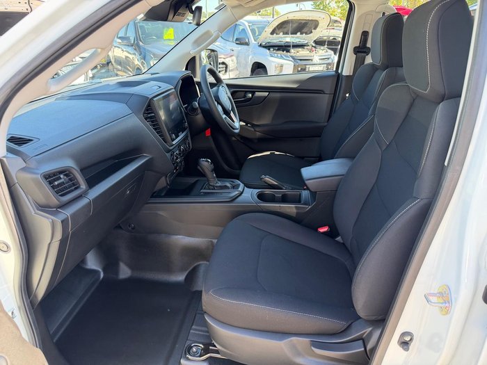 2025 Isuzu D-MAX SX MY24 4X4 Dual Range Mineral White