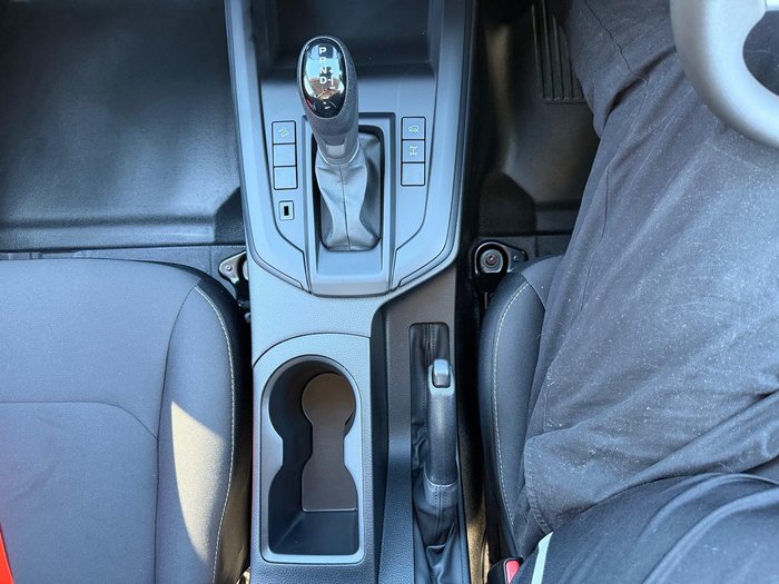 2025 Isuzu D-MAX SX MY24 4X4 Dual Range Mineral White