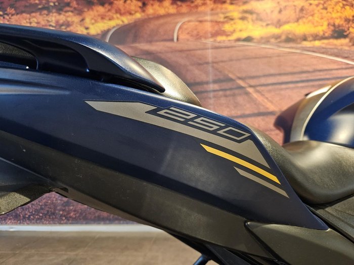 2023 Suzuki Gixxer SF 250 Gixxer Blue