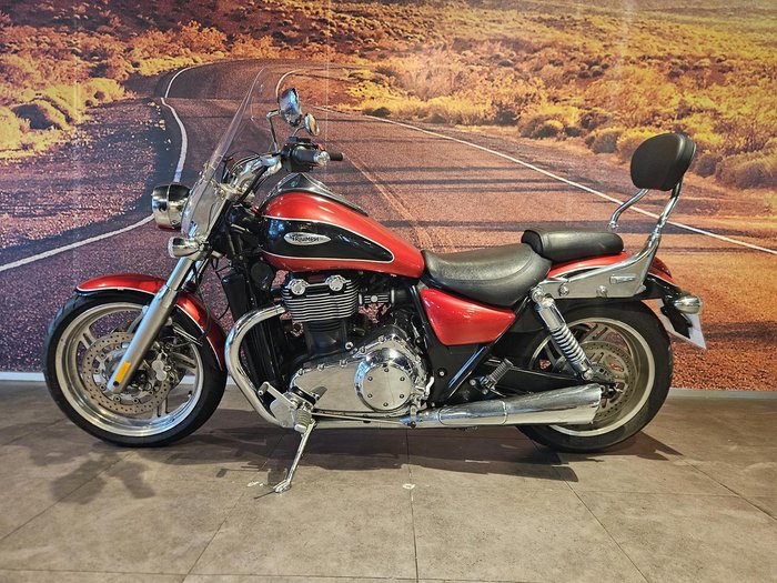 2013 Triumph Thunderbird 1600 ABS Thunderbird Red