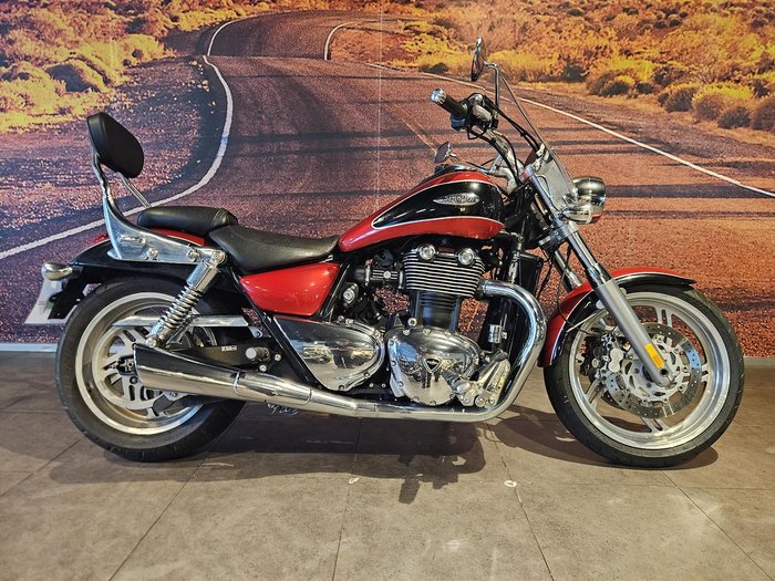 2013 Triumph Thunderbird 1600 ABS Thunderbird Red