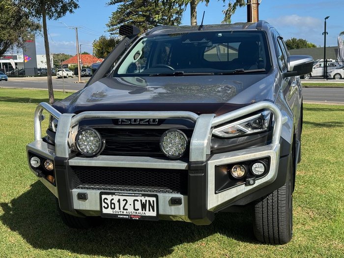 2023 Isuzu MU-X LS-T