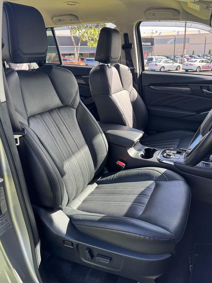 2023 Isuzu MU-X LS-T