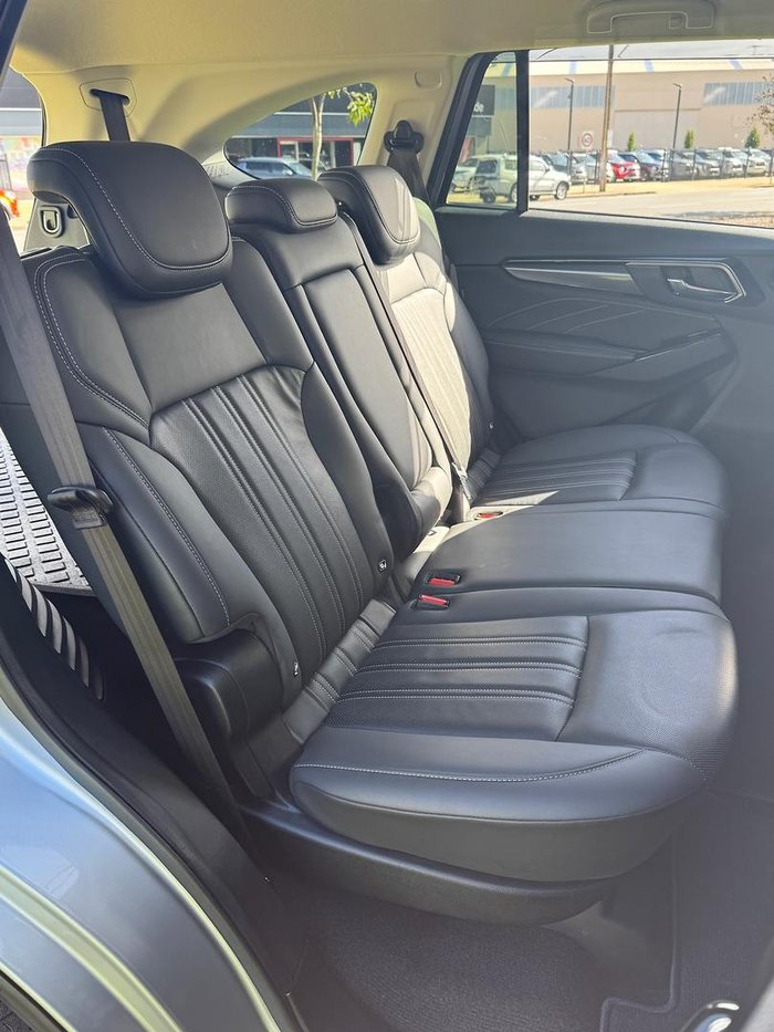 2023 Isuzu MU-X LS-T