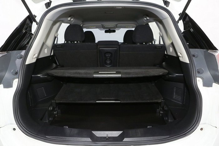 2016 Nissan X-TRAIL ST