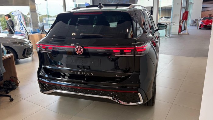 2025 Volkswagen Tiguan 195TSI R-Line