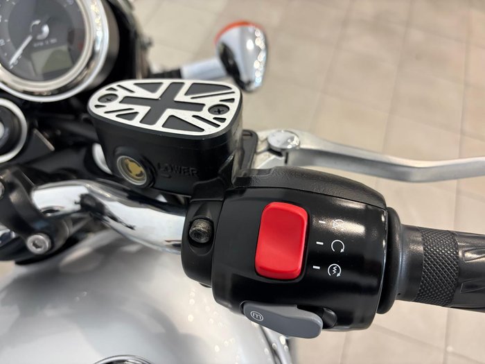 2017 Triumph Bonneville T120 Bonneville Silver