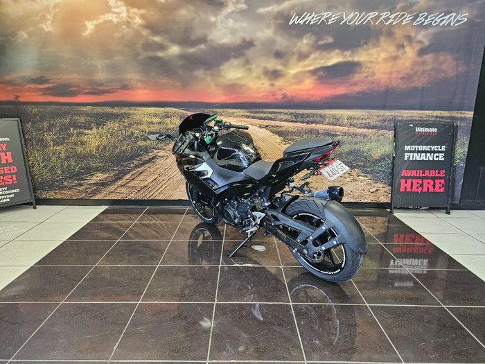 2018 Kawasaki NINJA 400 SE BLACK