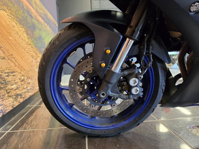 2023 Yamaha YZF-R7LA BLUE