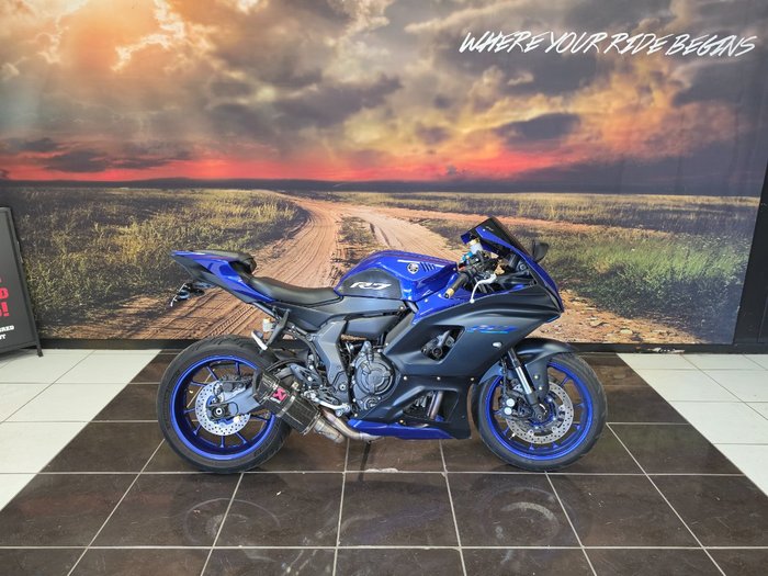 2023 Yamaha YZF-R7LA BLUE