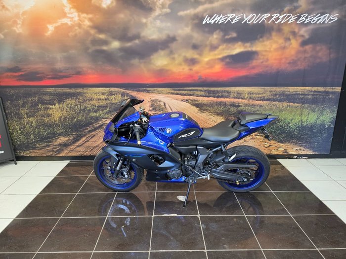 2023 Yamaha YZF-R7LA BLUE
