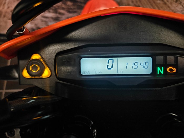 2024 Ktm 690 SMC R ORANGE