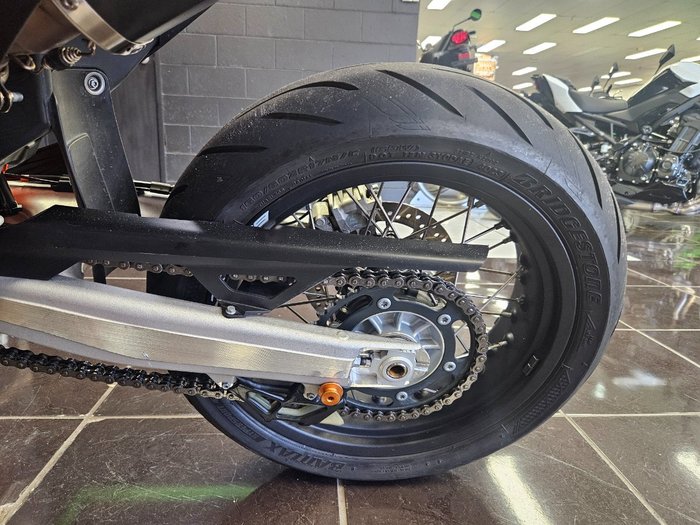 2024 Ktm 690 SMC R ORANGE