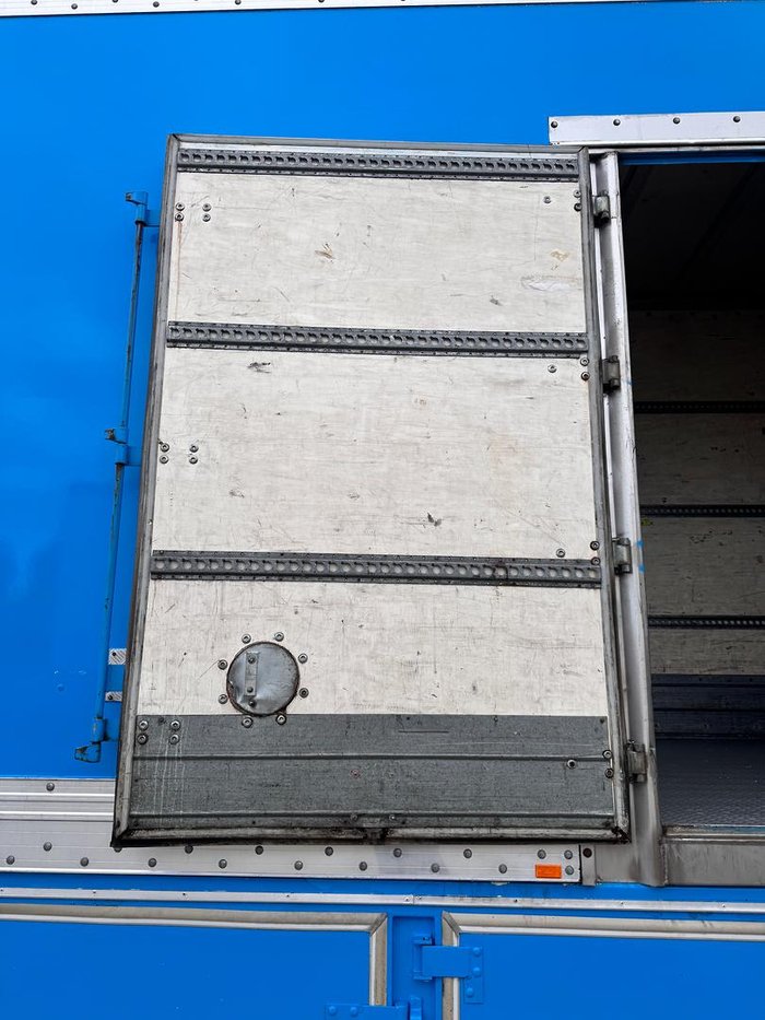 2005 Vawdrey St3 24 Pallet