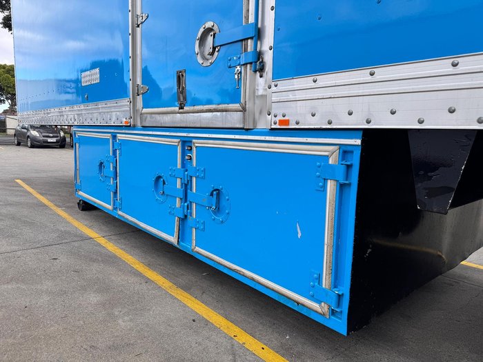 2005 Vawdrey St3 24 Pallet