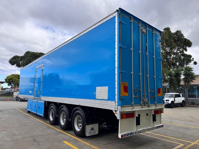 2005 Vawdrey St3 24 Pallet
