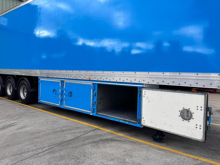 2005 Vawdrey St3 24 Pallet