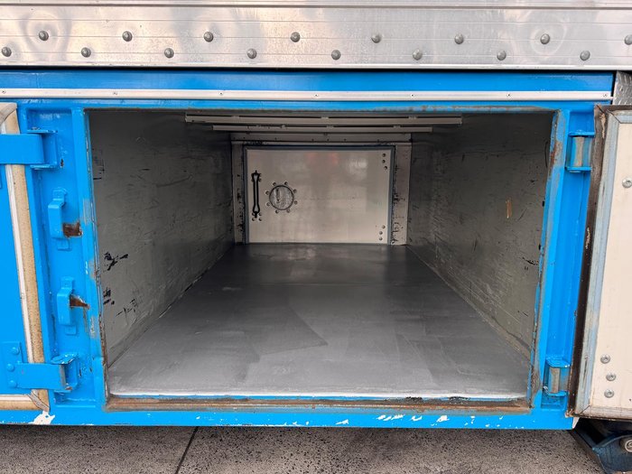 2005 Vawdrey St3 24 Pallet