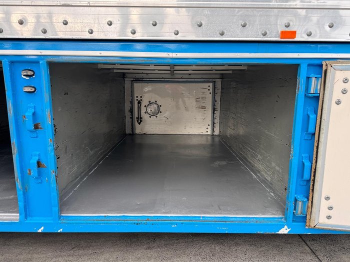 2005 Vawdrey St3 24 Pallet
