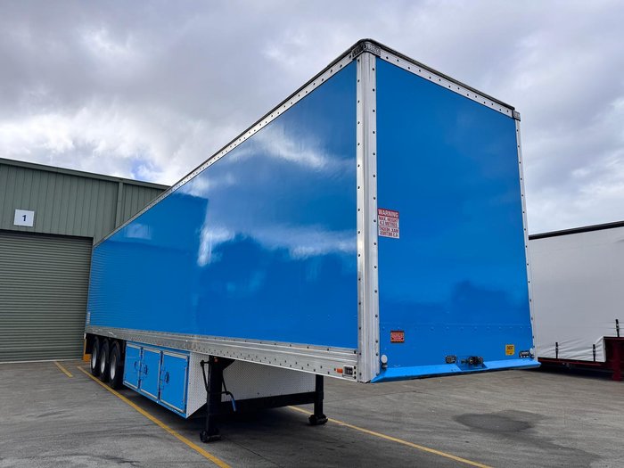 2005 Vawdrey St3 24 Pallet