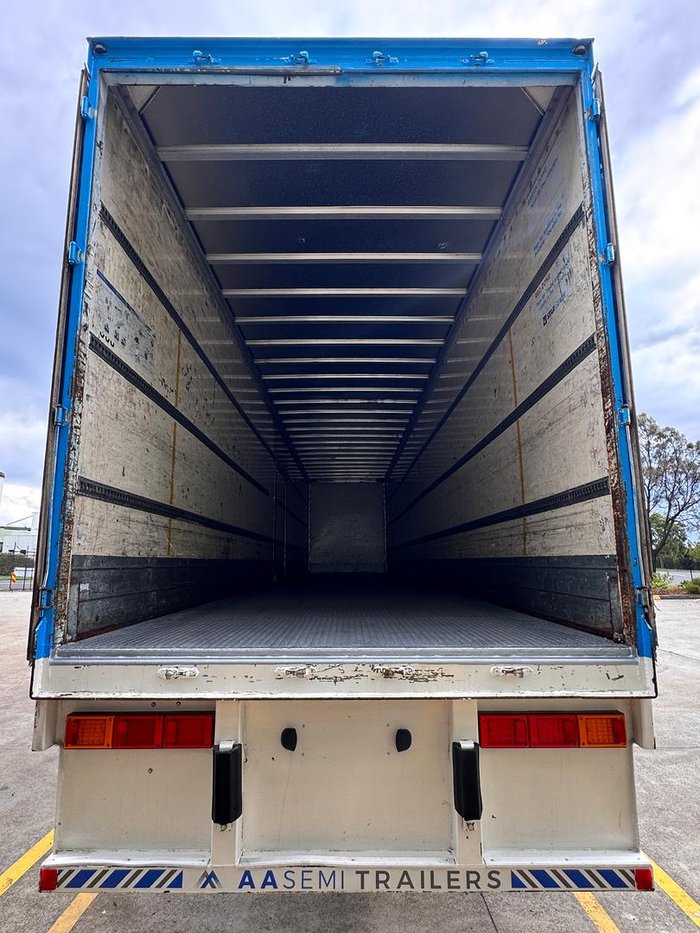 2005 Vawdrey St3 24 Pallet