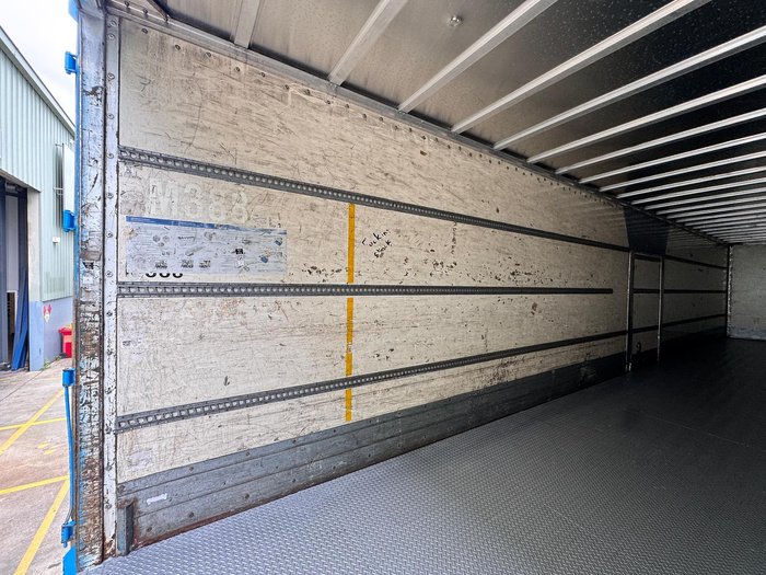 2005 Vawdrey St3 24 Pallet