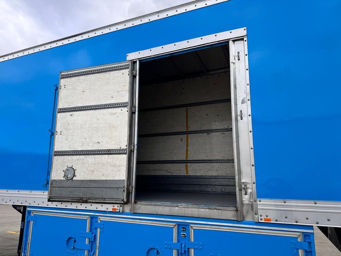2005 Vawdrey St3 24 Pallet