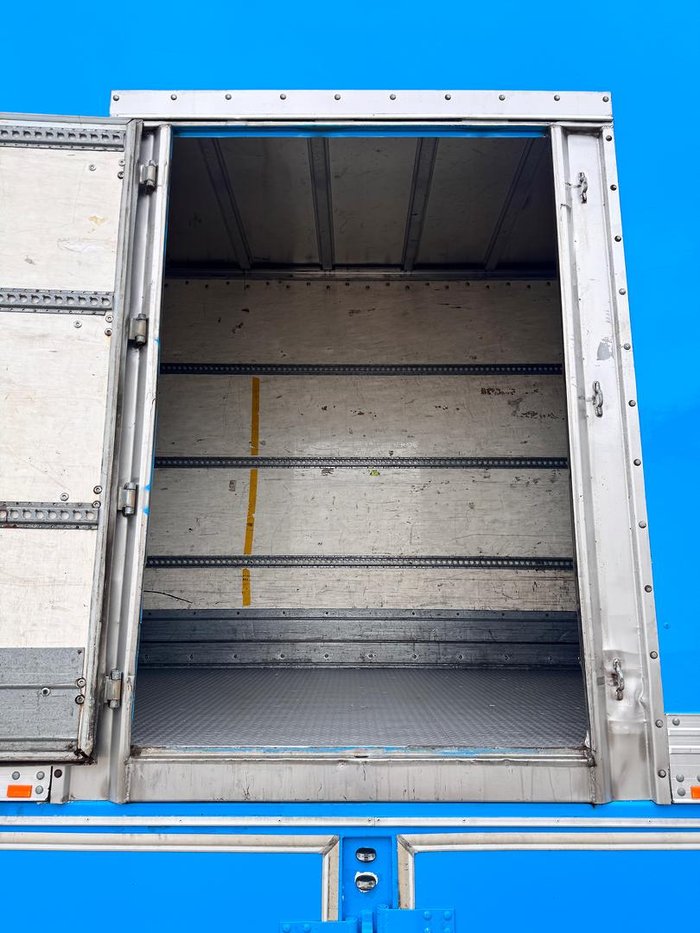 2005 Vawdrey St3 24 Pallet