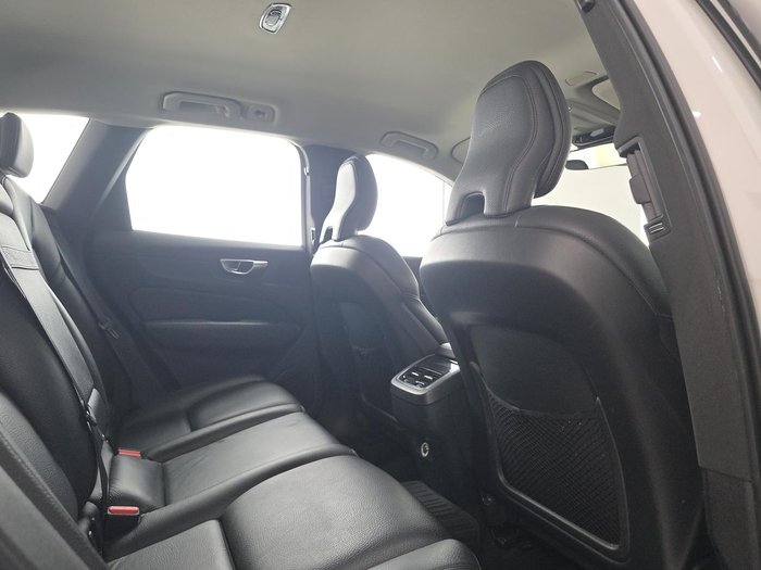 2020 Volvo XC60 T5 Inscription