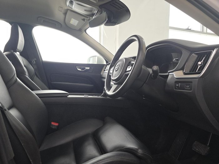 2020 Volvo XC60 T5 Inscription