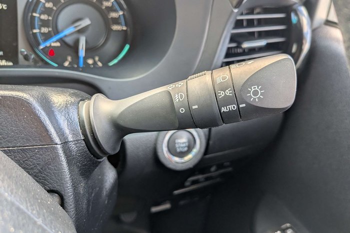 2023 Toyota Hilux Rogue