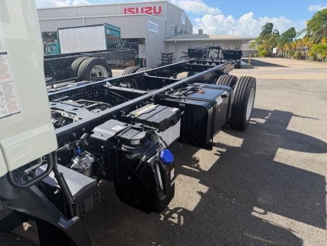 2025 Isuzu N Series NPR 70/45-190 AM D34