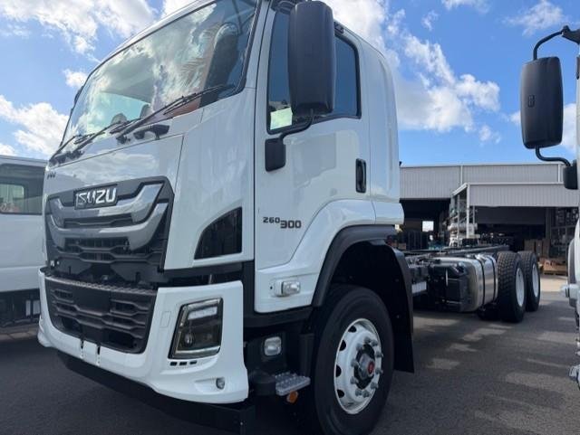 2025 Isuzu F Series FVZ 260-300 AT R55