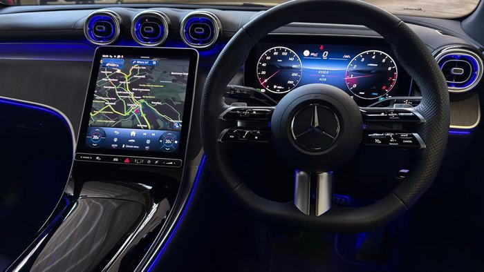 2025 Mercedes-Benz GLC-Class GLC200