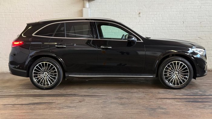 2025 Mercedes-Benz GLC-Class GLC200