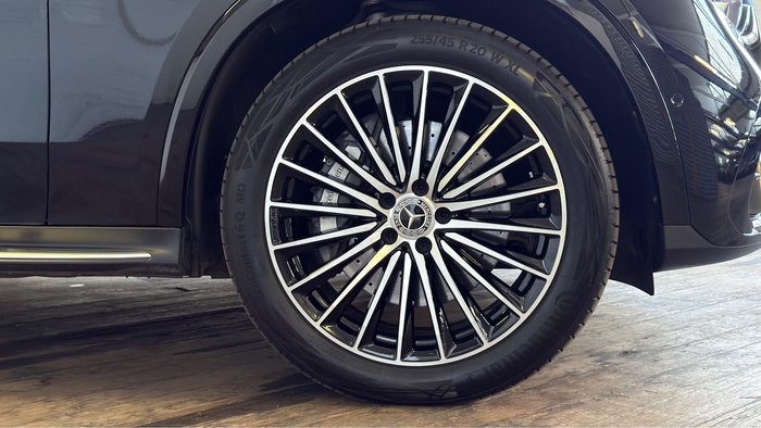 2025 Mercedes-Benz GLC-Class GLC200