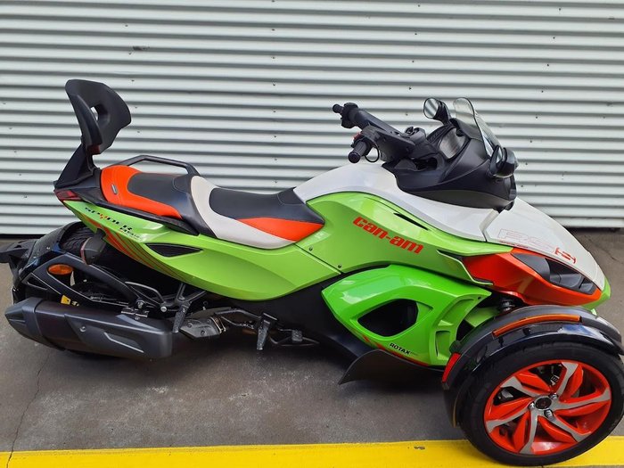 2014 Can-Am Spyder RSS SE5 Spyder RSS