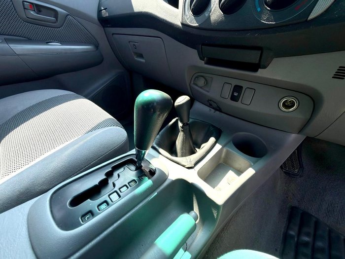 2008 Toyota Hilux SR5 KUN26R MY08 4X4 Charcoal Grey