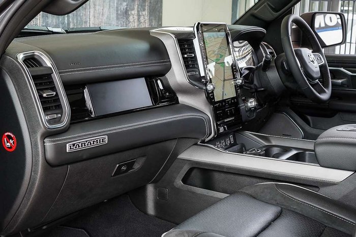 2025 RAM 1500 Laramie Sport Hurricane SO RamBox