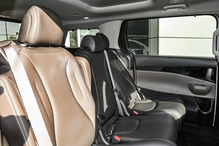 2025 Kia Carnival GT-Line HEV