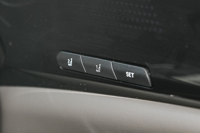 2025 Kia Carnival GT-Line HEV