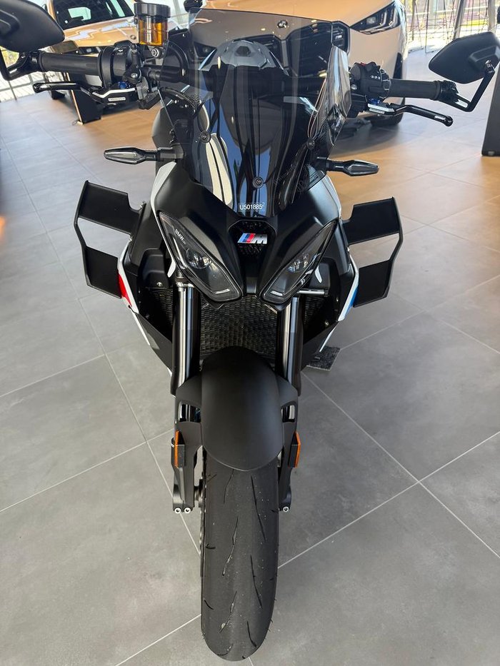 2025 BMW M 1000 R M 1000 White