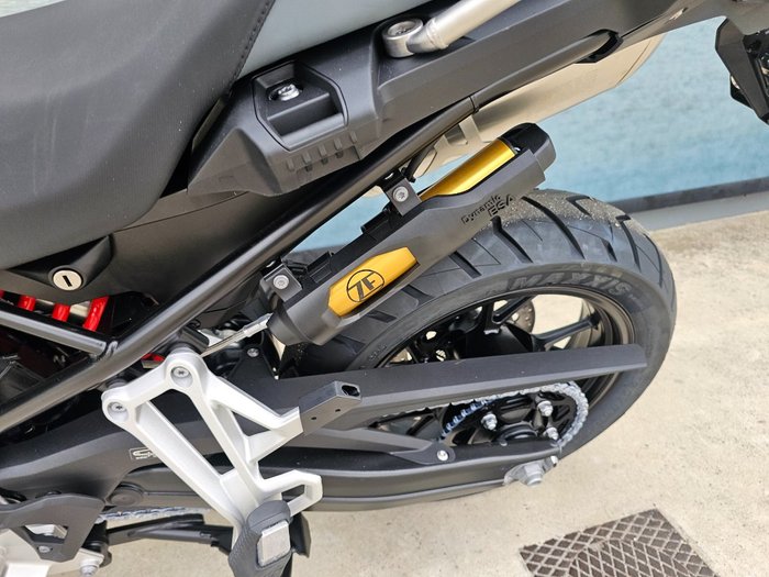 2026 BMW Motorrad F 800 GS Black